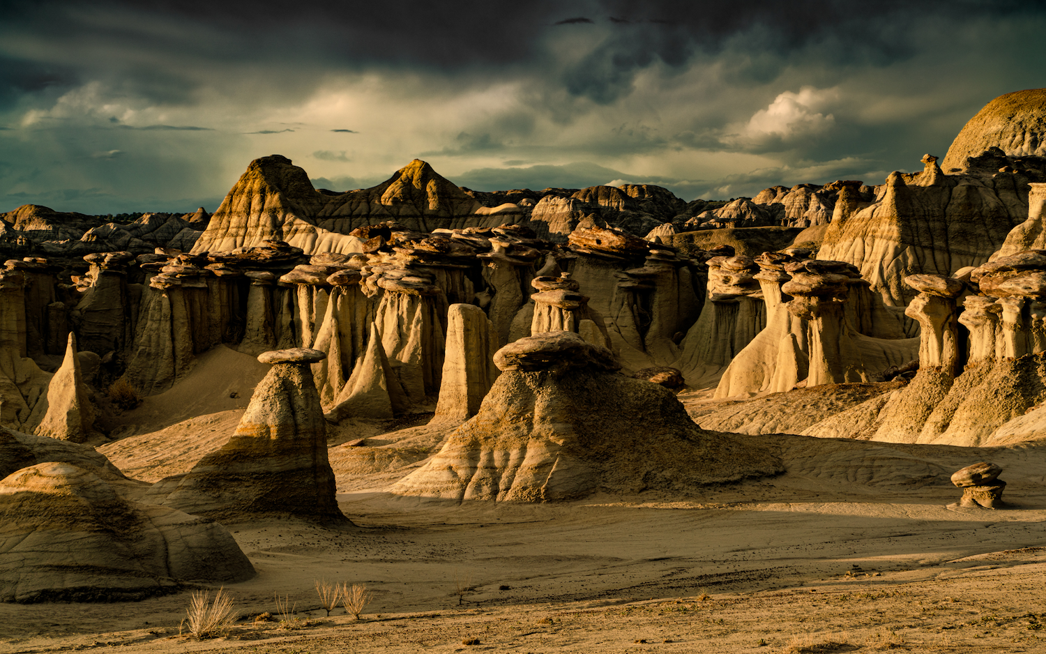 rocky formations look like mushrooms