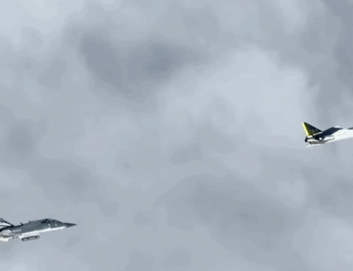 Boom Supersonic breaks sound barrier for the first time