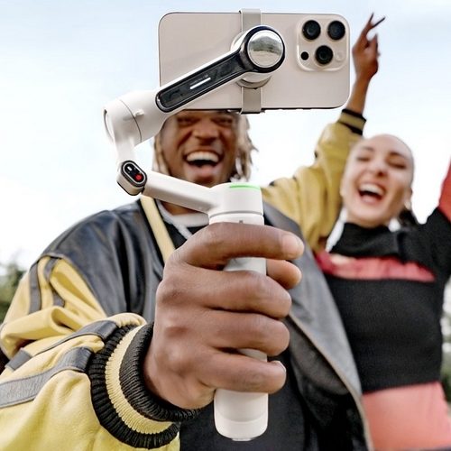 Insta360 Flow 2 Pro Smartphone Gimbal Boasts 360-Degree Pan, Full-Range Tilt, and a Whole Heap of AI Tricks