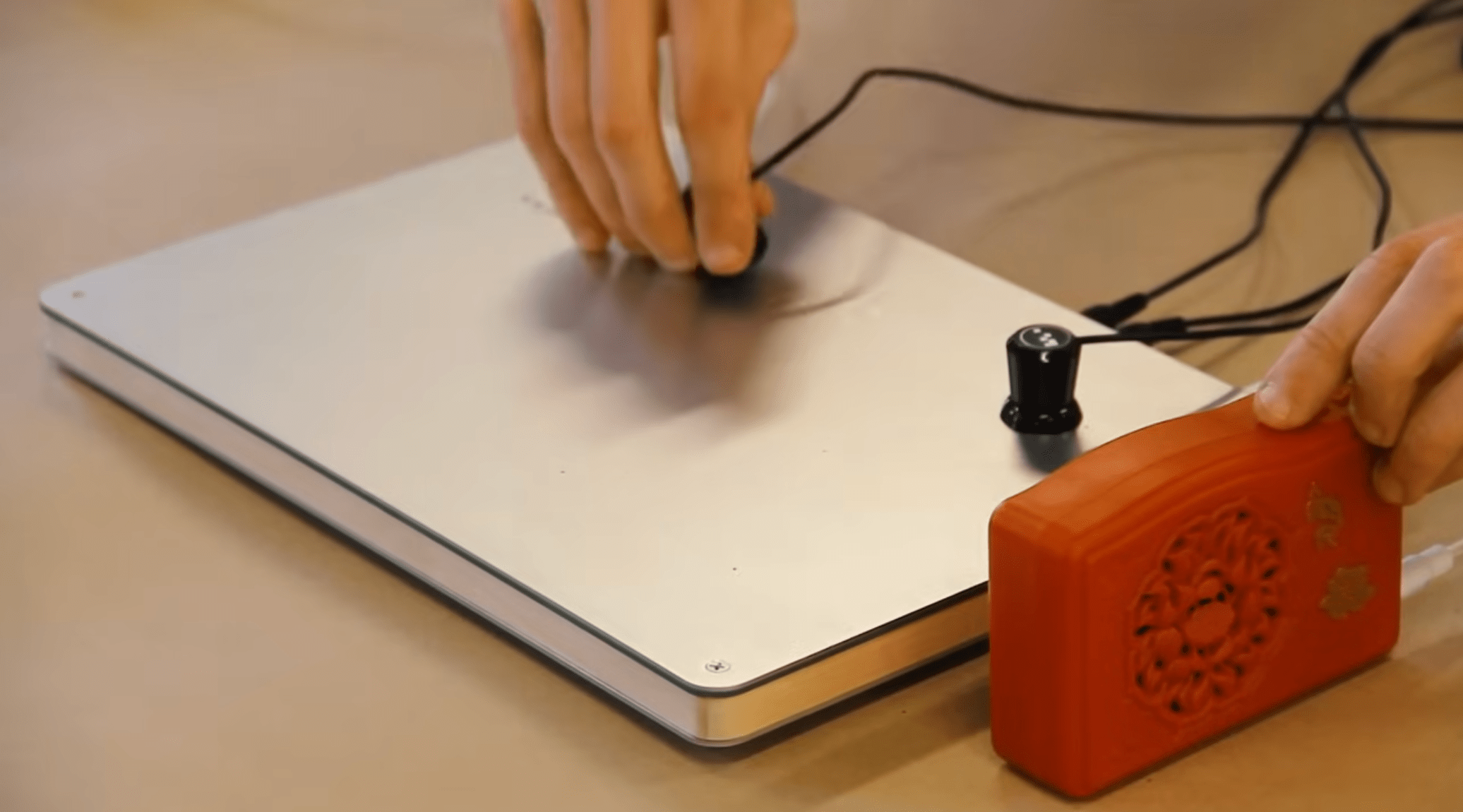 Close up of Chromaplane instrument