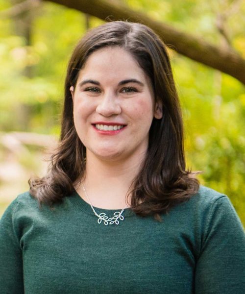 Astronomers use wobbly star stuff to measure a supermassive black hole’s spin