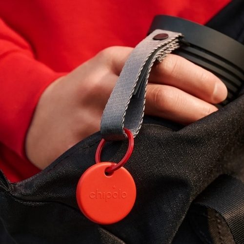 Chipolo Pop Supports Tracking Using Both Apple and Android Networks