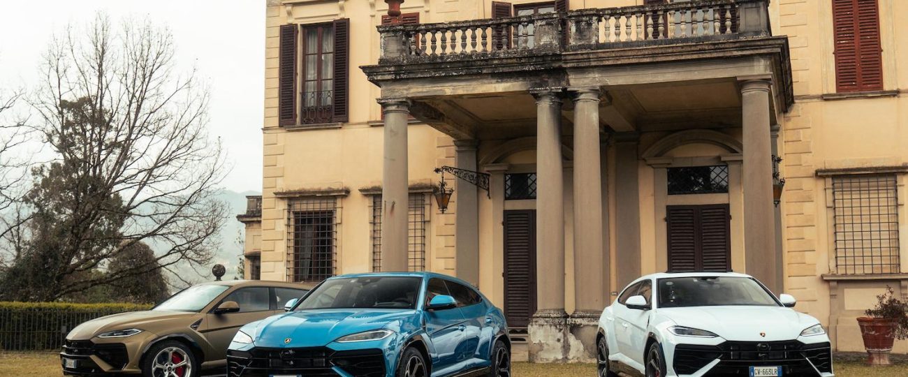 Cruising Tuscany in the more refined Lamborghini Urus SE plug-in hybrid