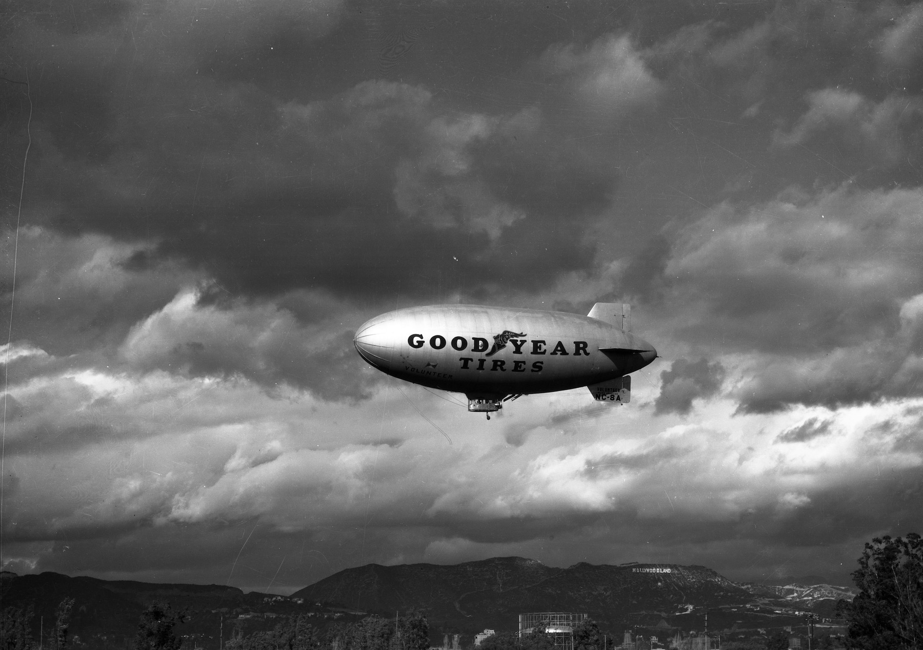 blimp above los angeles