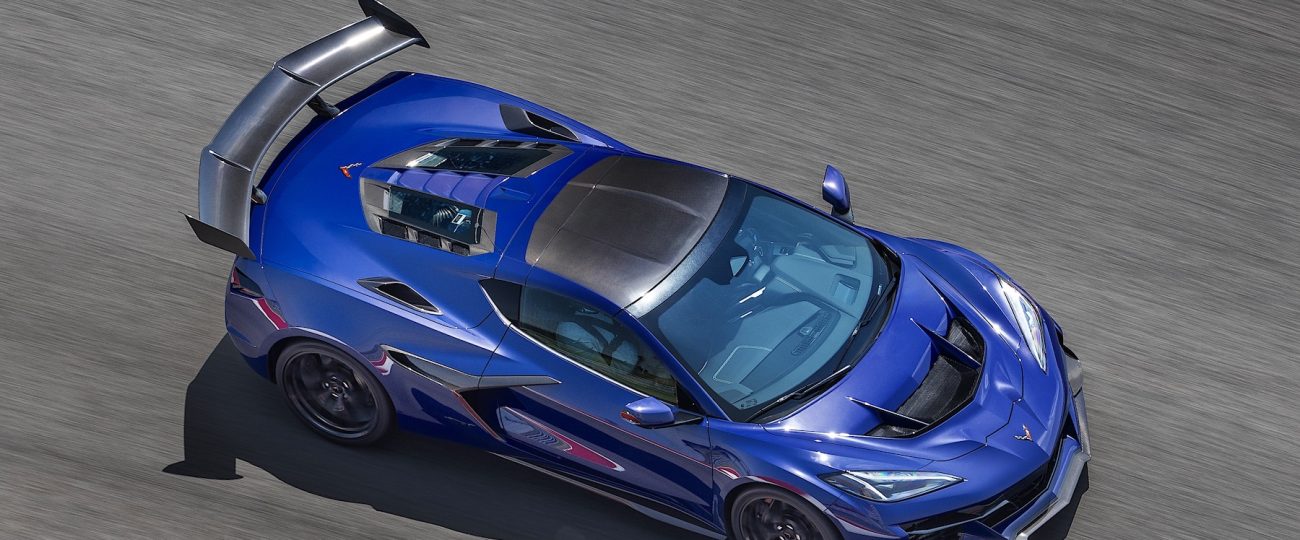 The 2025 Chevrolet Corvette ZR1 is a stunning piece of engineering