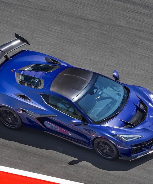 The 2025 Chevrolet Corvette ZR1 is a stunning piece of engineering