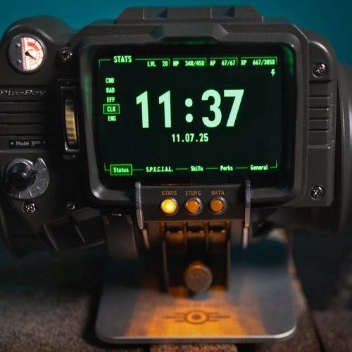 Bethesda Fallout Pip-Boy 3000 Replica Gives You a Functional, Highly-Detailed Version of the Wrist-Worn Computer