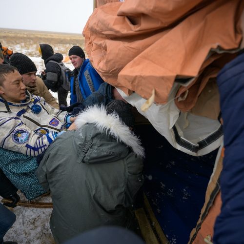 NASA astronaut comes home after circling Earth 3,920 times