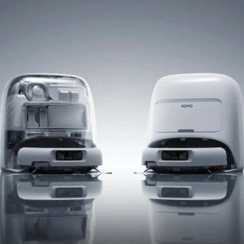 Man accidentally gains control of 7,000 robot vacuums