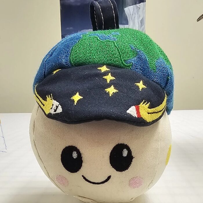 A 2nd grader designed an adorable mascot for NASA’s Artemis II mission