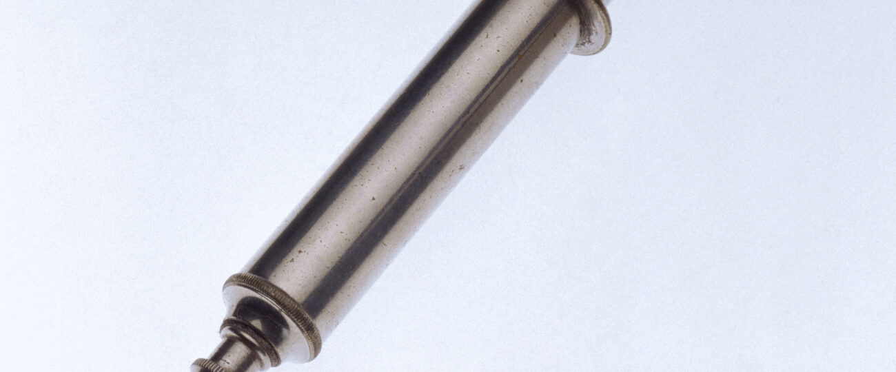 Do water picks really work? Dentists weigh in.