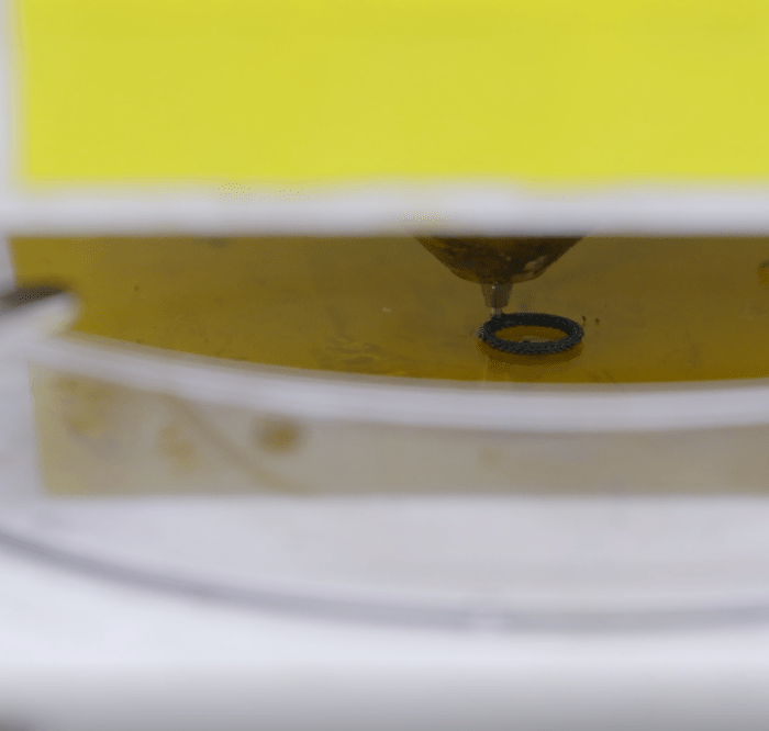 How sulfur could fix 3D printing’s waste problem