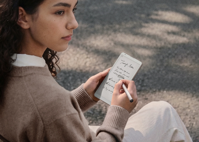Boox Palma 3 Gives the Smartphone-Sized E-Reader Stylus Support and a Premium-Looking Build