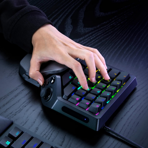 Razer Tartarus V2 Pro Updates the Outfit’s Compact Gaming Keyboard